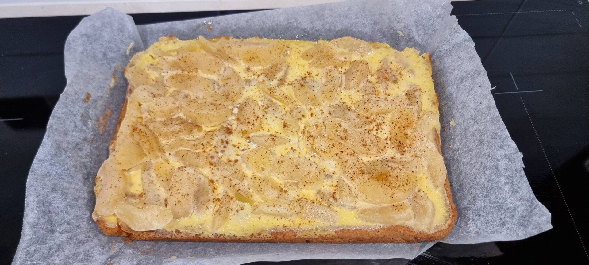 Nanna Beetham’s Creamy Apple Slice